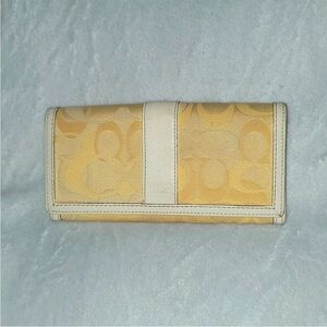 Coach Women's Wallet in Yellow and Cream